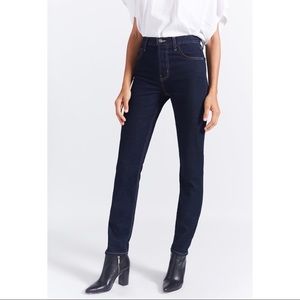 Current Elliot stovepipe straight leg jeans